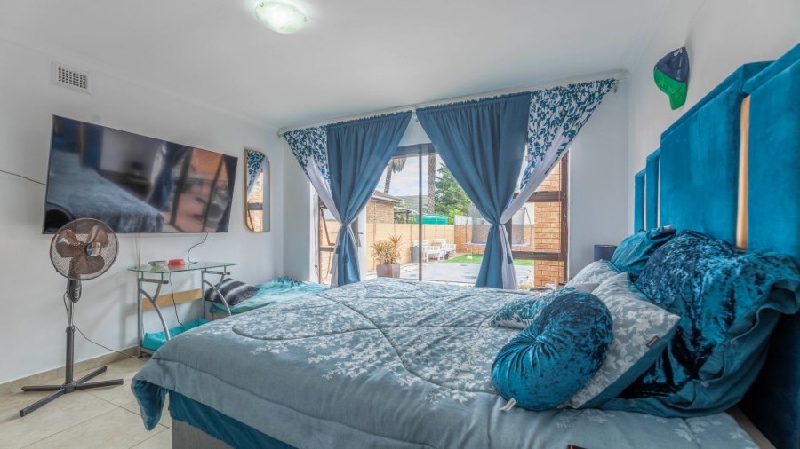 3 Bedroom Property for Sale in Parklands Western Cape